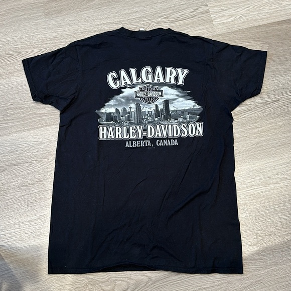 Harley Davidson Calgary Alberta T-shirt Size L - Picture 1 of 3